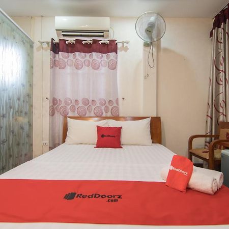 Reddoorz Near Hanoi Railway Station Buitenkant foto
