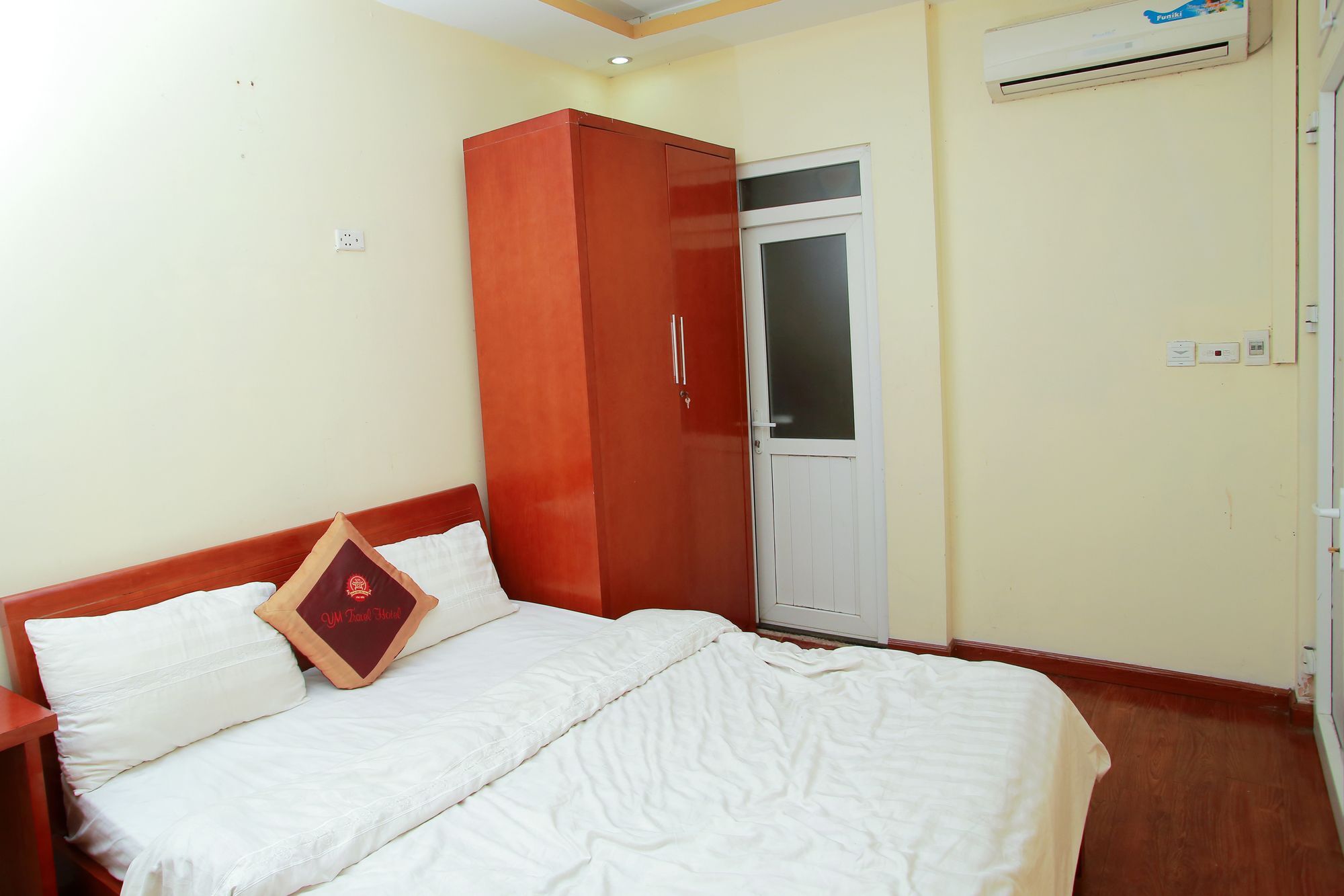 Reddoorz Near Hanoi Railway Station Buitenkant foto