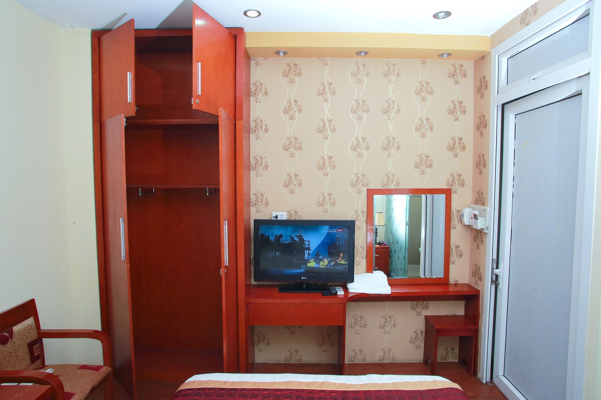 Reddoorz Near Hanoi Railway Station Buitenkant foto