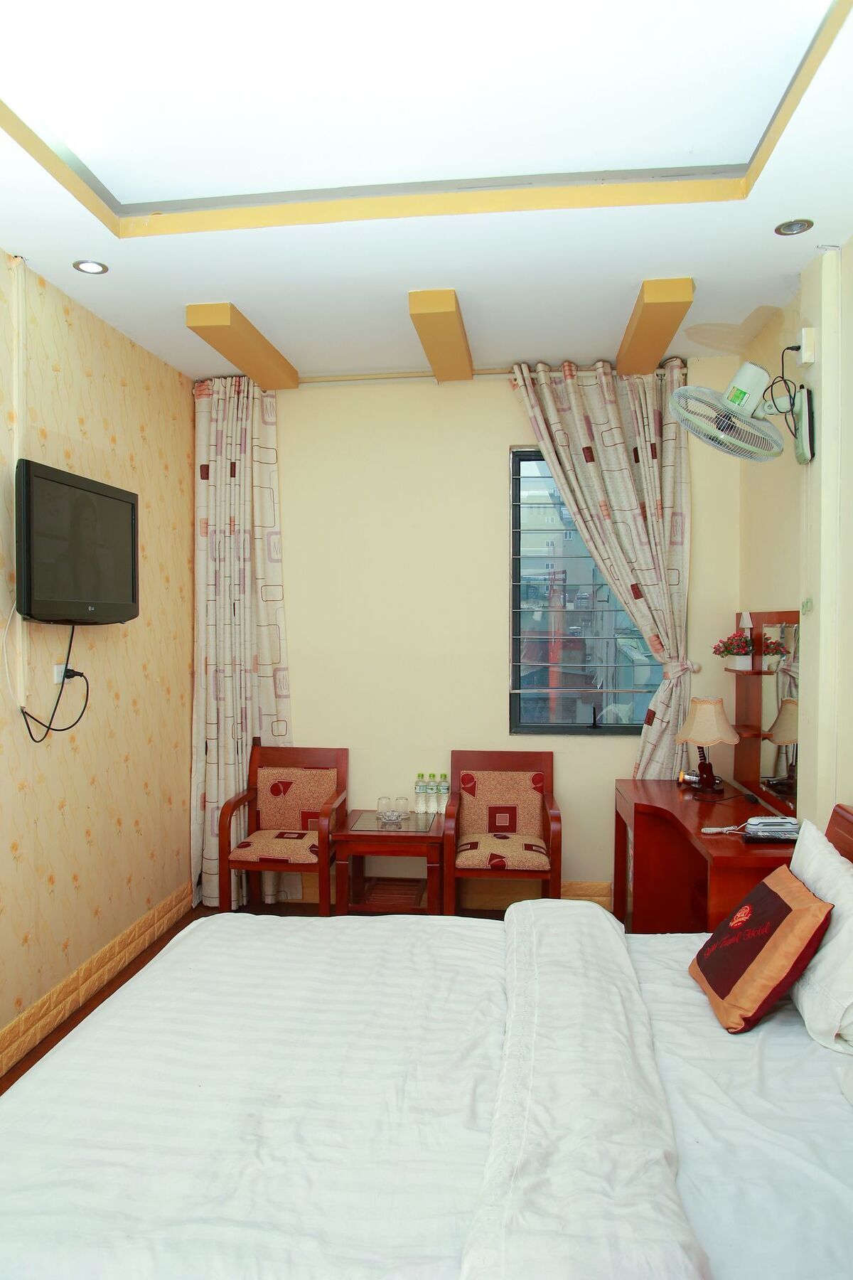 Reddoorz Near Hanoi Railway Station Buitenkant foto